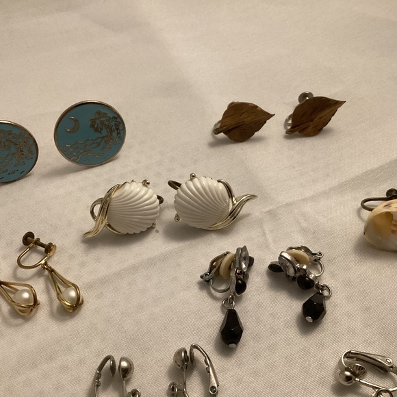Clip on and Screwback earrings lot - Picture 4 of 6